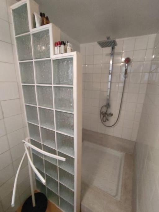Studio Gite Mondragon Apartment *